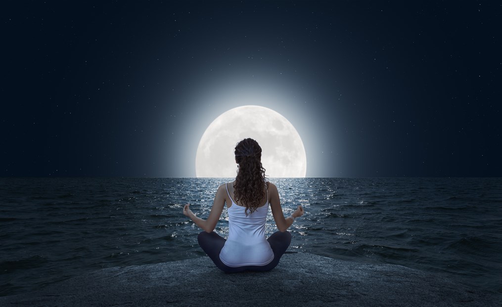 Meditation can be a great way to channel the energy of the fall full moon.