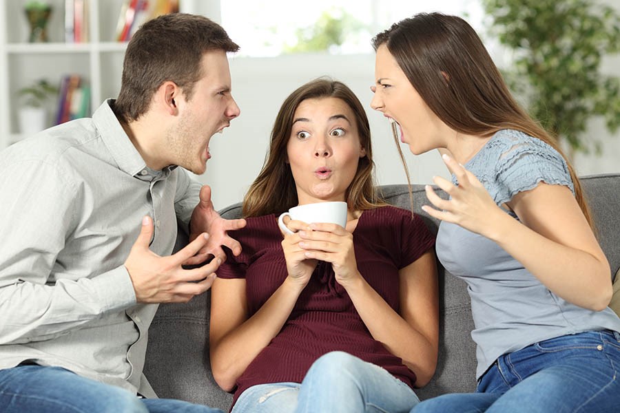 How to handle mediating a fight between friends

