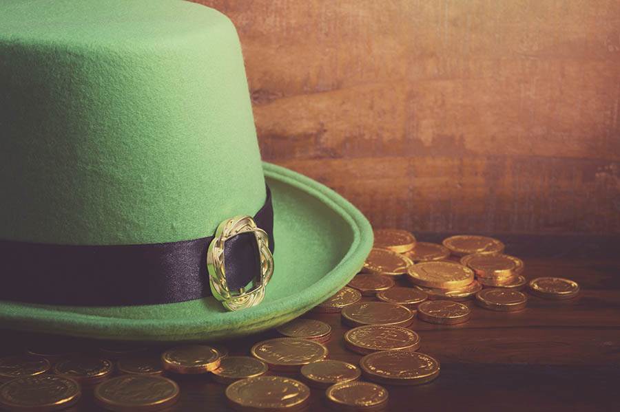 Leprechaun hat and gold